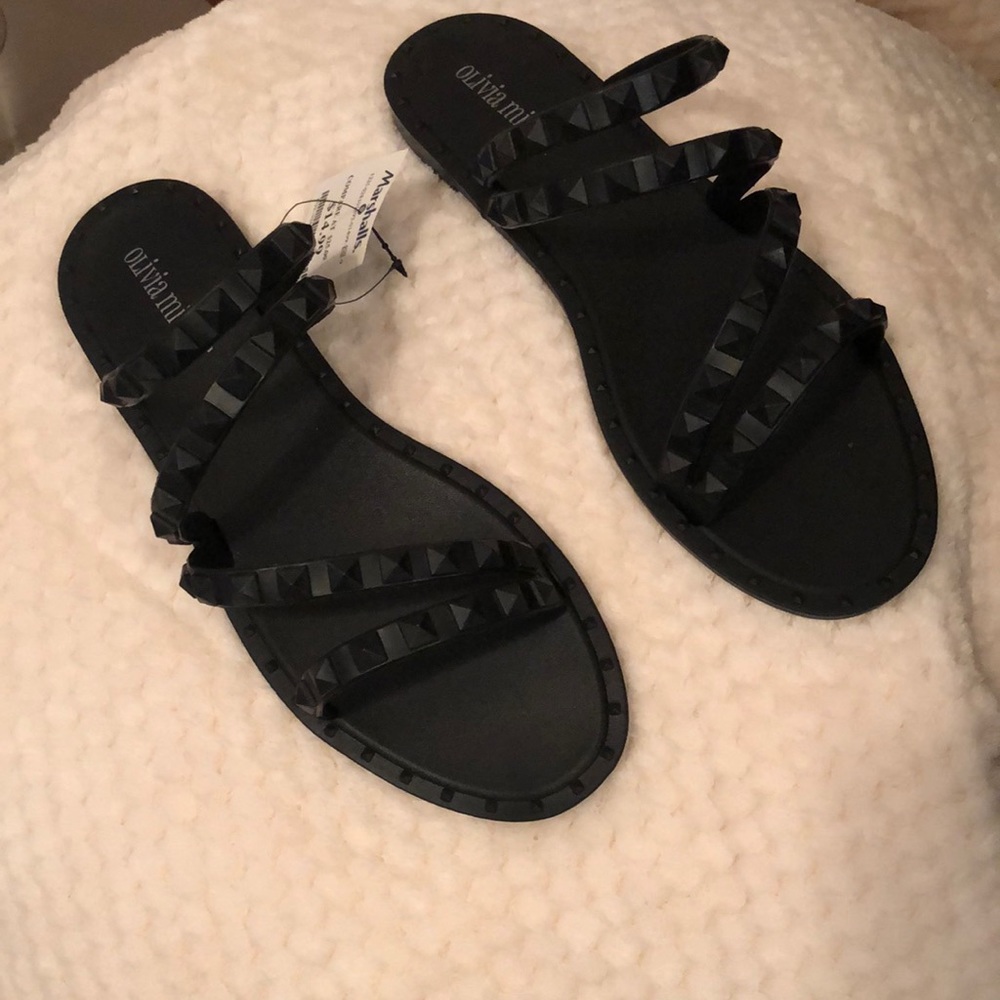 Fun flat sandals.